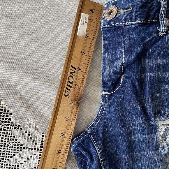 ARIYA Jeans Distressed Stretch Denim Embroidered Flap Pockets Mid Rise 11 12 - Picture 6 of 8